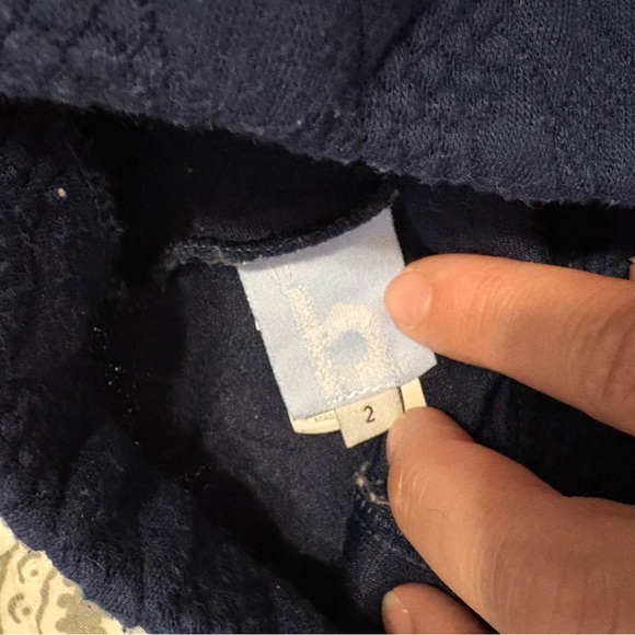 Bella Bliss Blue Cable Knit stretch Pants- shell buttons on faux pockets - Picture 3 of 5